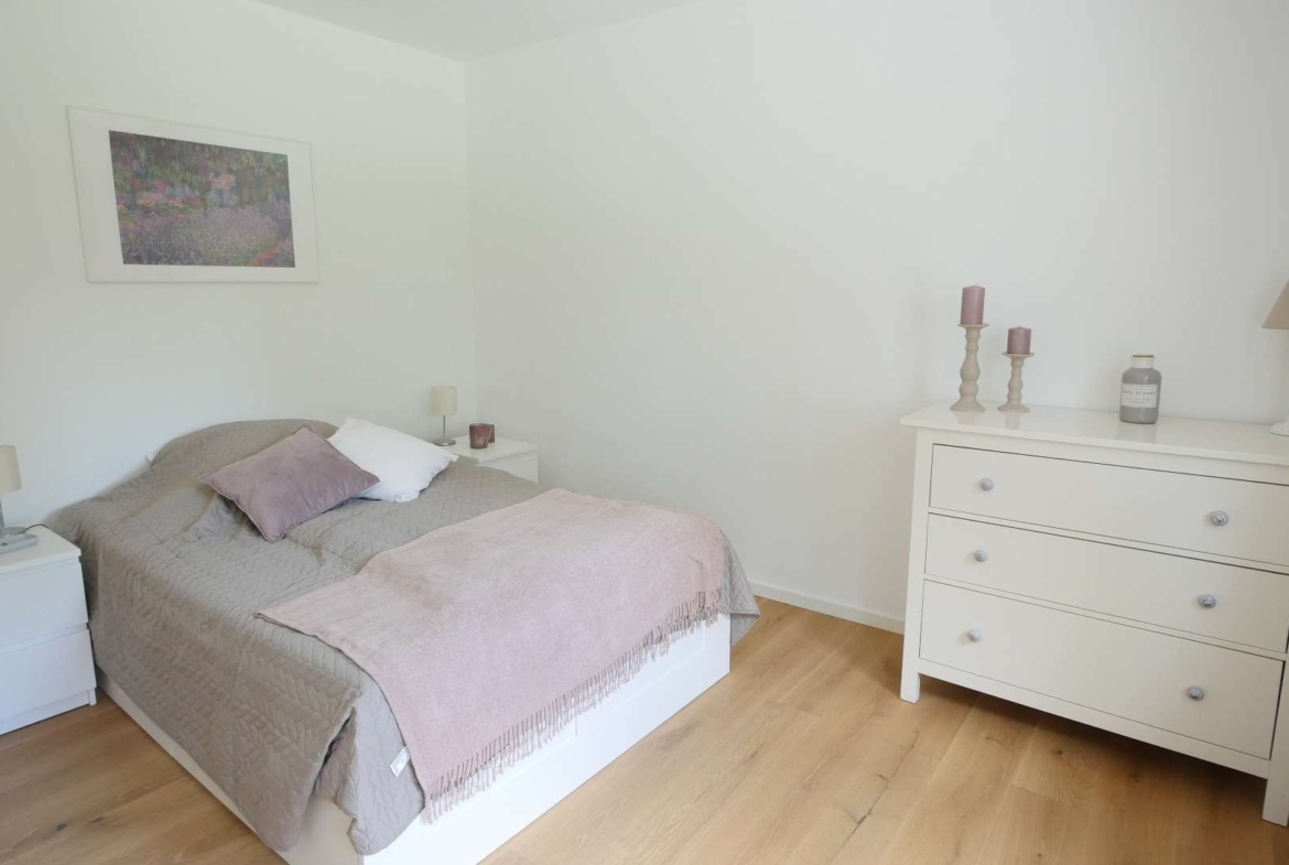 Großes Schlafzimmer