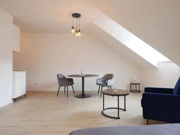 Wohn-/Schlafzimmer