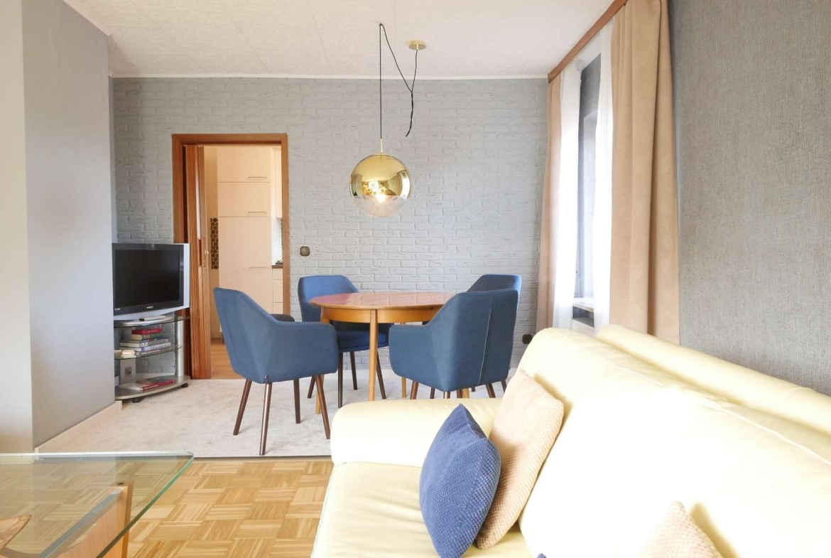 Wohnzimmer/Essbereich