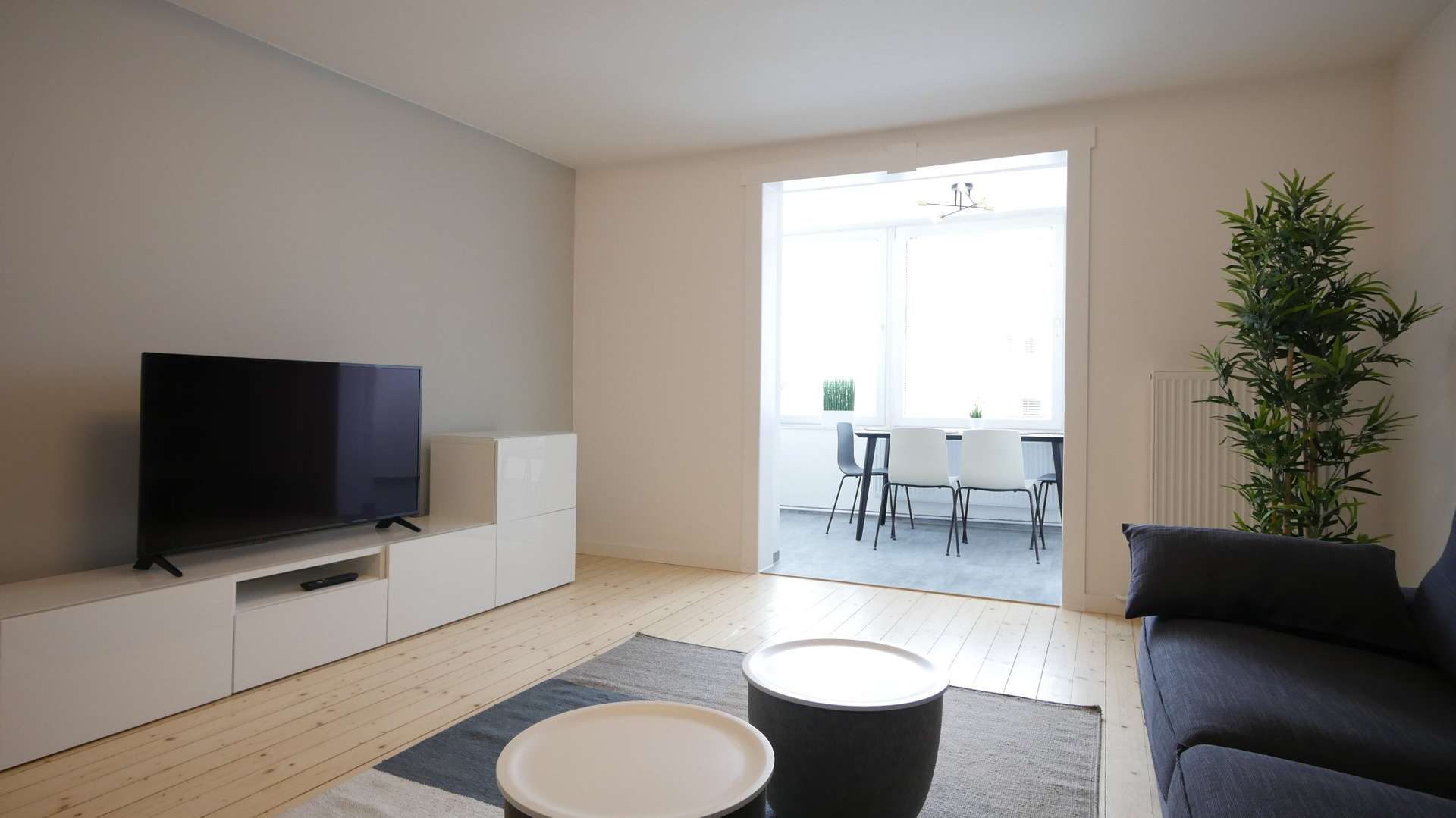 List – Modern möblierte 3-Zimmer-Wohnung – mit Internet! - Photo 1