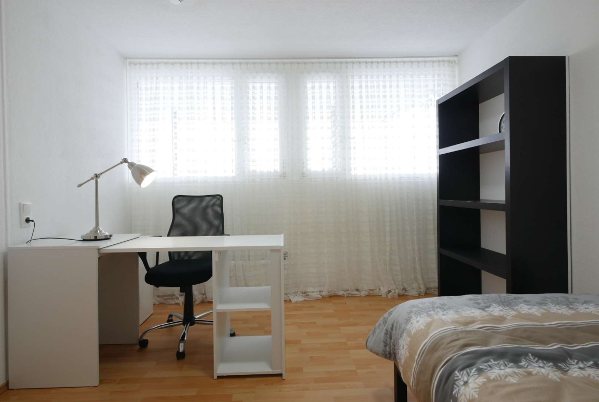 Gäste-/ Arbeitszimmer