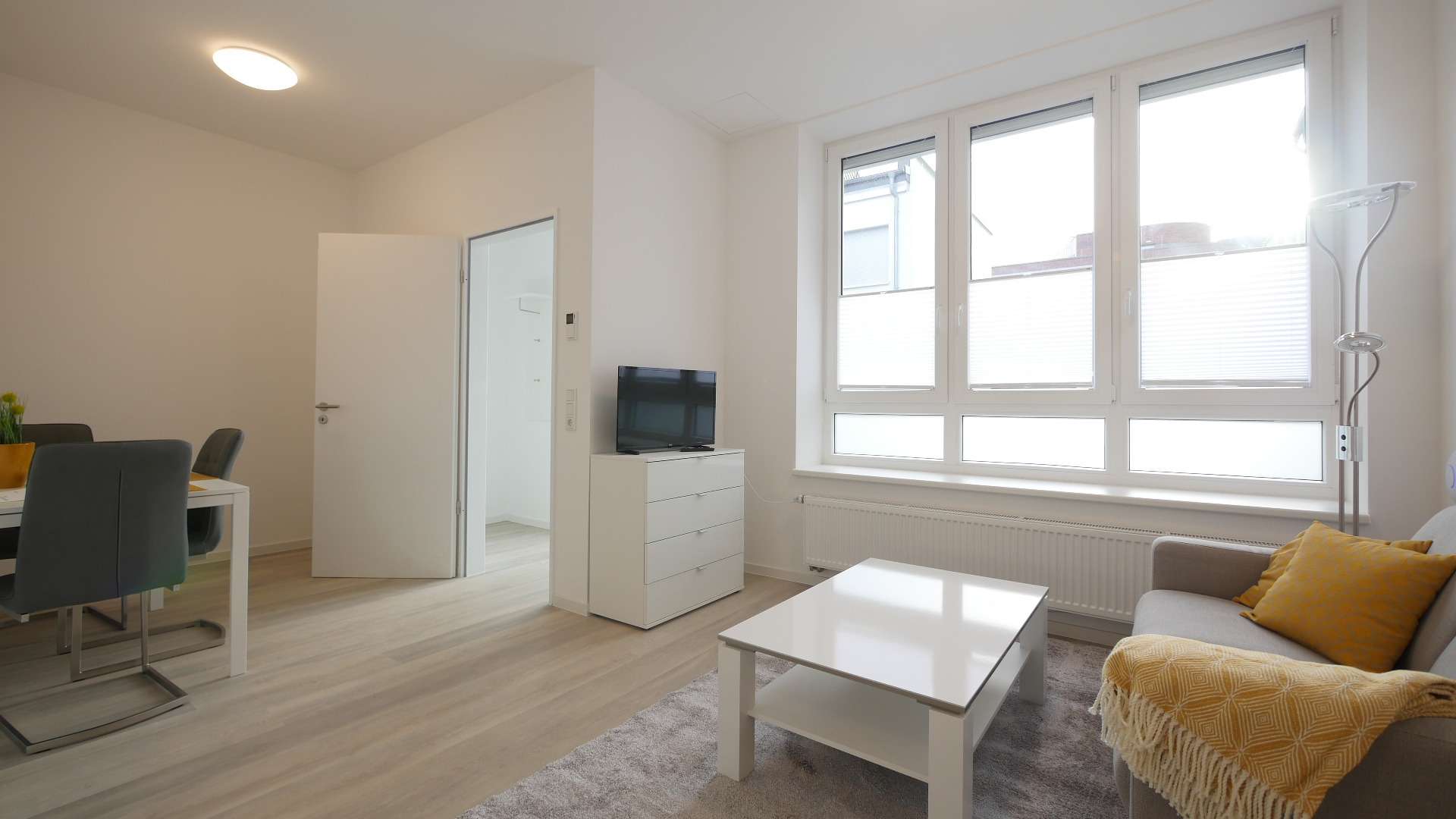 Wohn-/Esszimmer Wohn-/Esszimmer