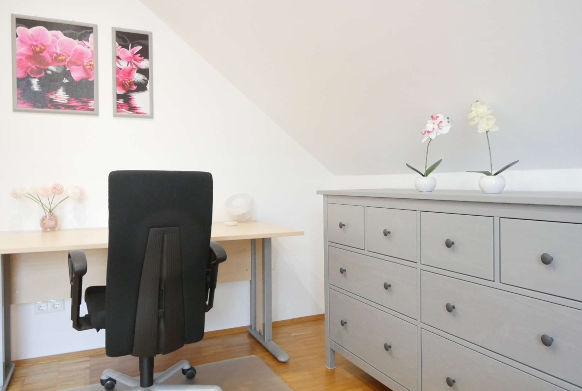 Schlafzimmer 2