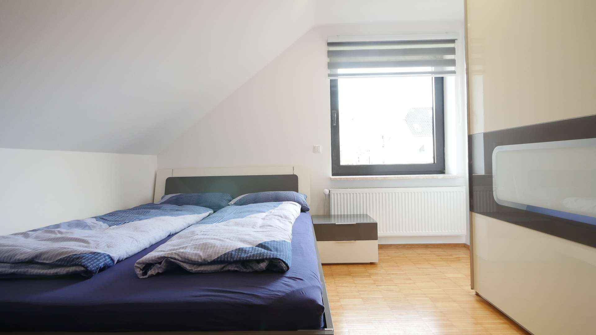 Schlafzimmer 2