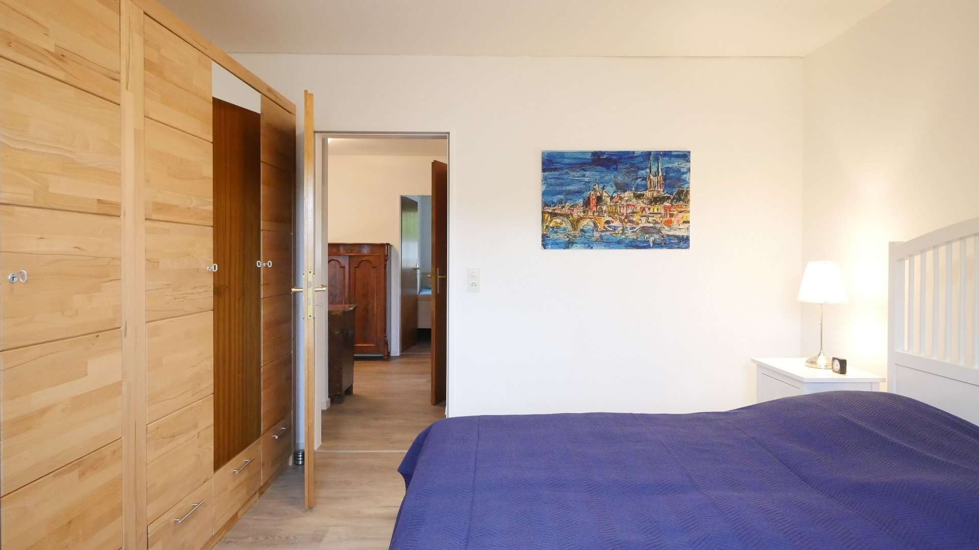 Schlafzimmer 1