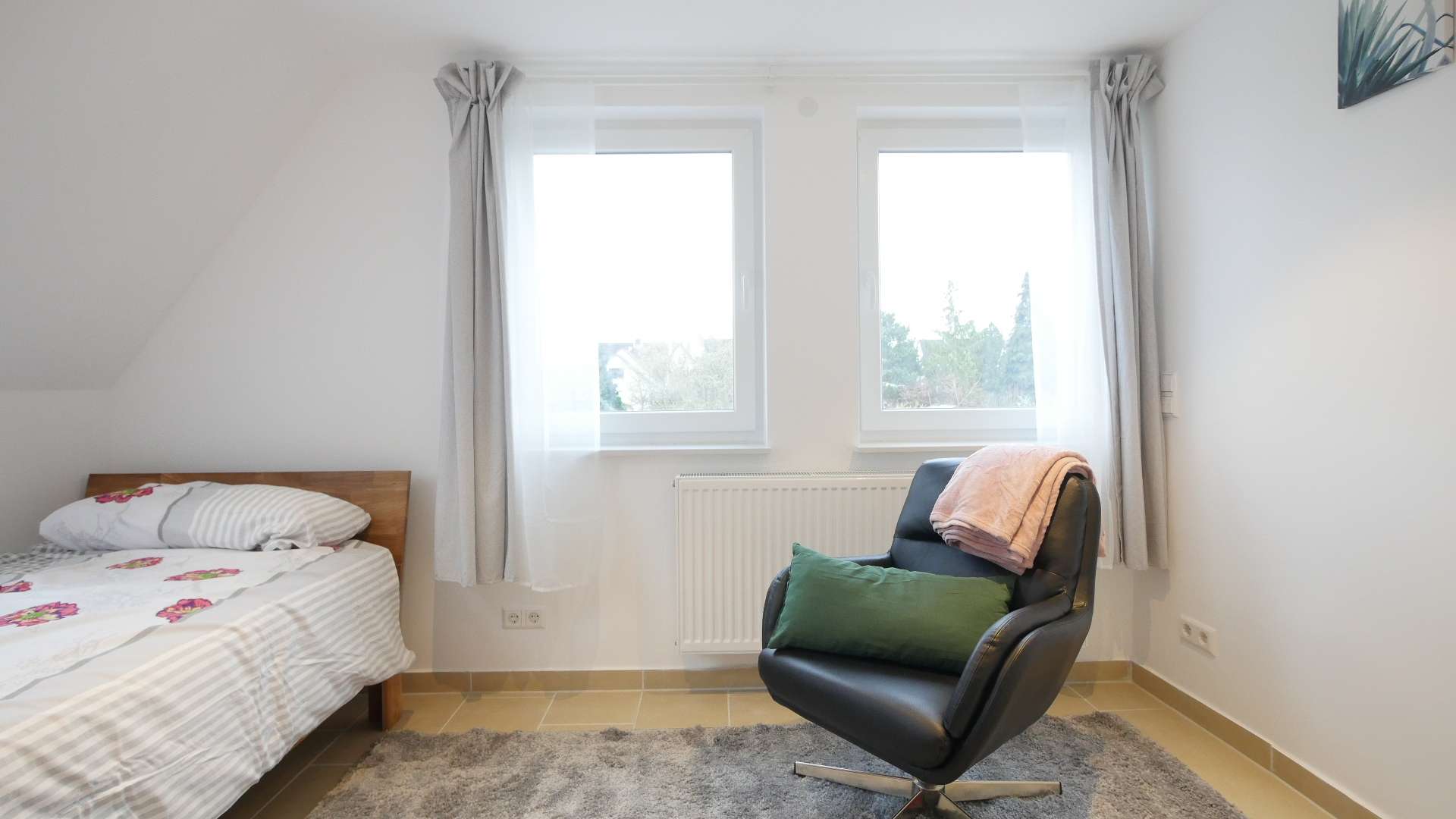 Schlaf-/Wohnzimmer Schlaf-/Wohnzimmer