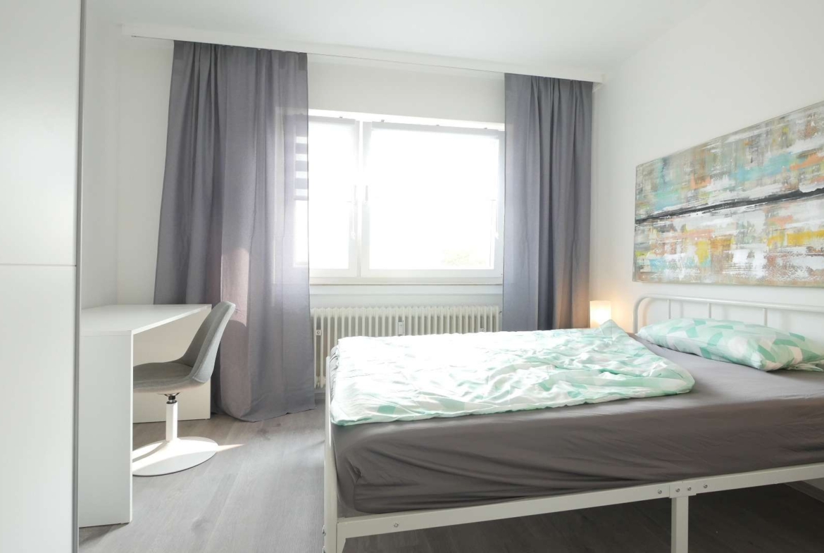 Schlafzimmer 1
