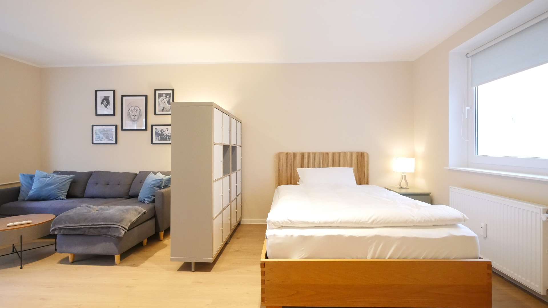 Wohn-/Schlafzimmer Wohn-/Schlafzimmer