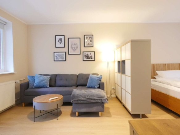 Wohn-/Schlafzimmer