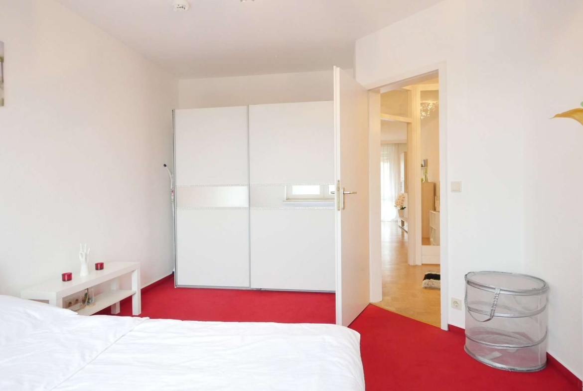 Schlafzimmer 1