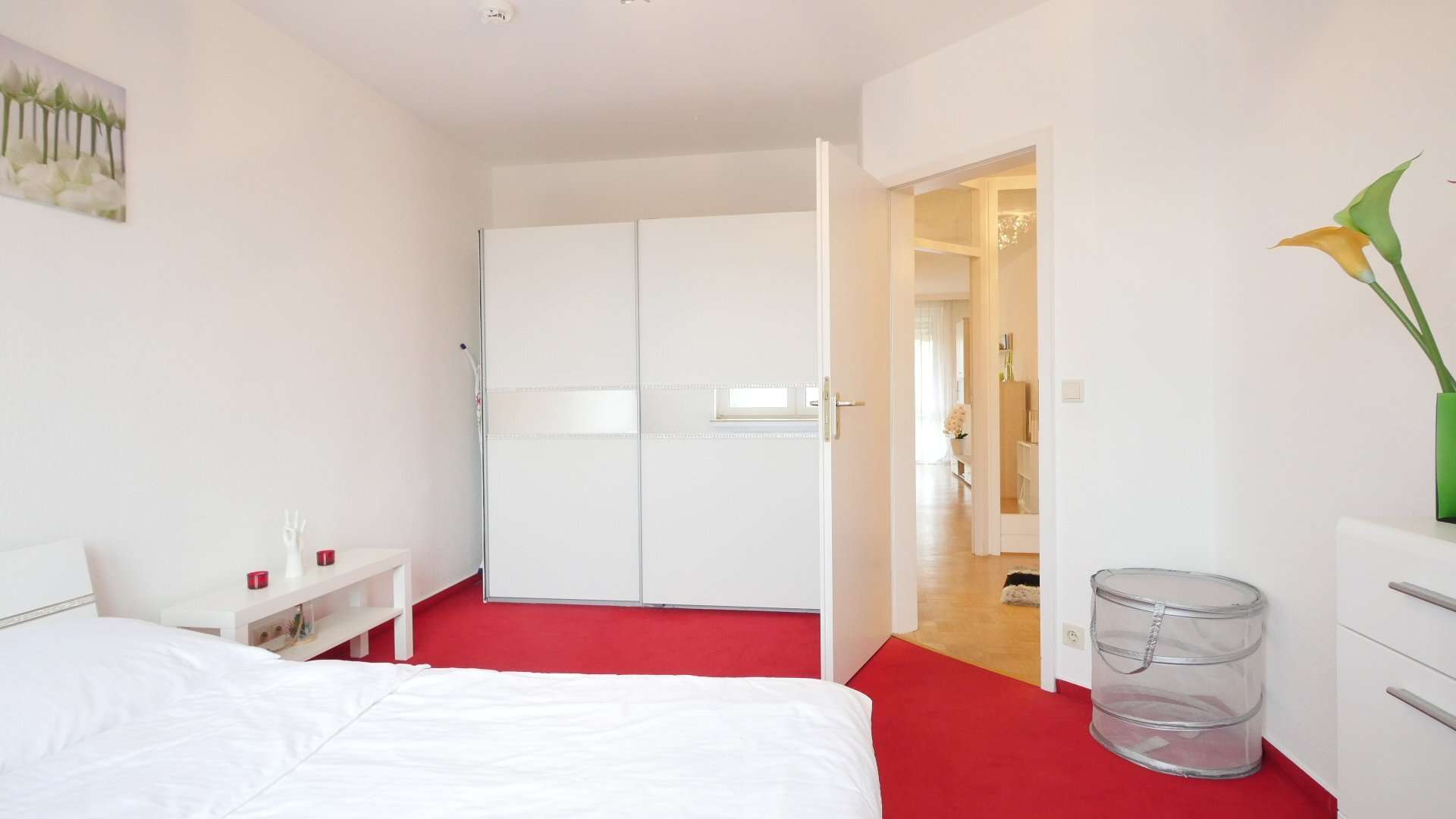 Schlafzimmer 1