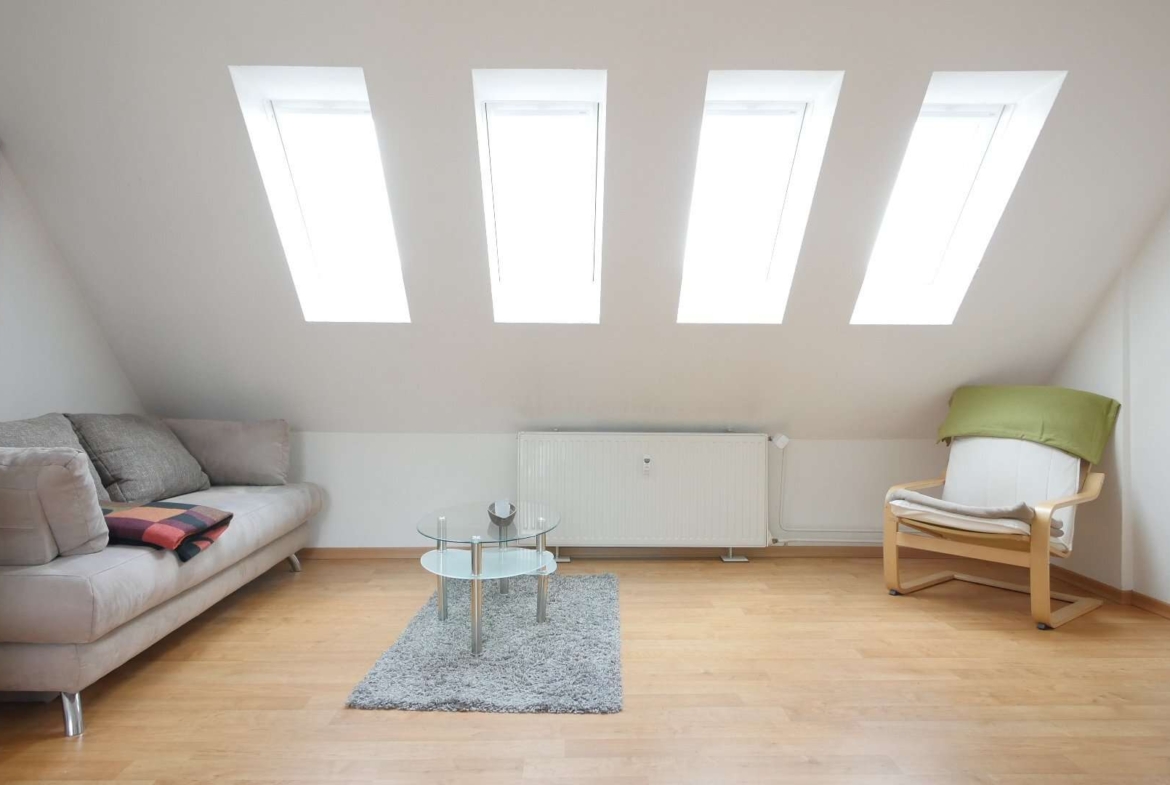 Wohn-/Schlafzimmer