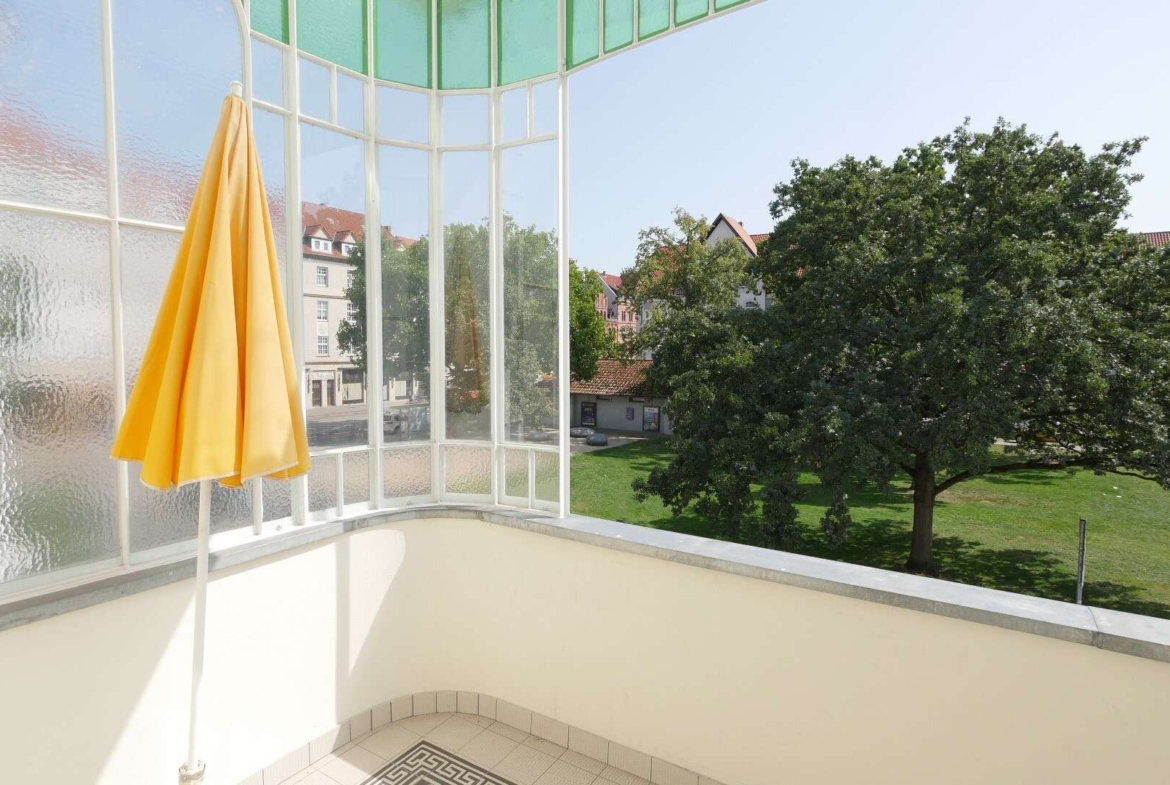 Balkon mit Blick auf den Kantplatz